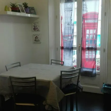 L'acero Rosso Apartment *